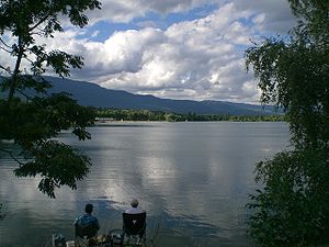 Lac de Divonne.JPG