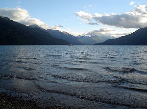 Lago Puelo.jpg