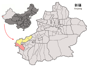 Localisation du xian d'Akto (en rose) dans la préfecture de Kizilsu (en jaune)