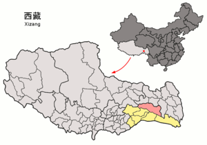 Localisation du xian de Bomi (en rose) dans la préfecture de Nyingchi (en jaune)