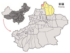 Localisation du xian de Habahe (en rose) dans la préfecture d'Altay (en jaune)