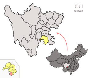 Localisation du xian de Junlian (en rose) dans la préfecture de Yibin (en jaune)