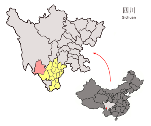 Localisation du xian de Muli (en rose) dans la préfecture de Liangshan (en jaune)