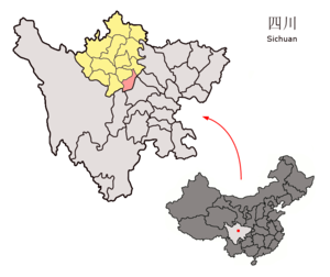 Localisation du xian de Wenchuan (en rose) dans la préfecture d'Aba (en jaune)