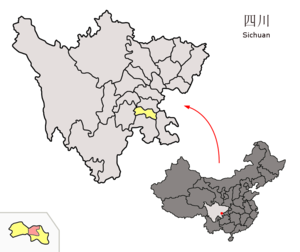 Localisation des districts de la ville de Zigong (en rose) et sa préfecture (en jaune)