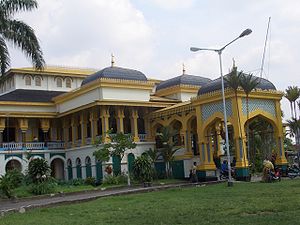 Maimun Castle Medan Indonesia.JPG