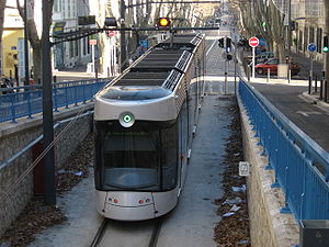 Marseille tram T1 tunnel.jpg