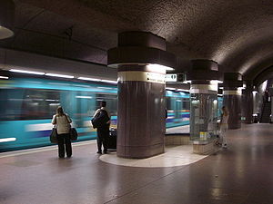 Rame du métro de Francfort à la station Schweizer Platz