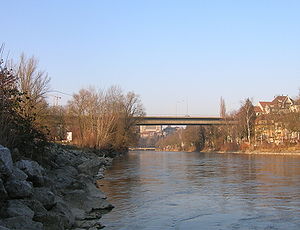 Monbijoubrücke Bern.jpg