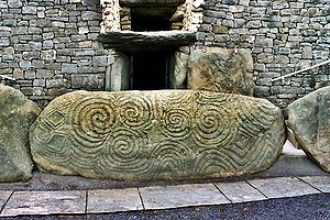 Entrée du tumulus de Newgrange