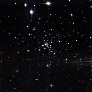 Palomar 1 Hubble WikiSky.jpg