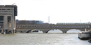 Pont de Bercy.jpg
