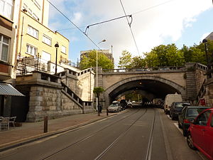 Schaerbeek - Pont de la Chaussée de Helmet (1).jpg