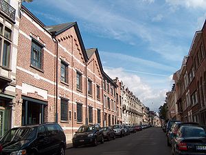 La rue Frédéric Pelletier et les bâtiments de l'agence Belga sur la gauche
