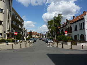 La rue Camille Wollès vue depuis la rue Henri Chomé