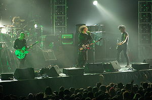 The Cure Live in Singapore 2- 1st August 2007.jpg