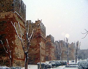 Thessaloniki City Walls.JPG