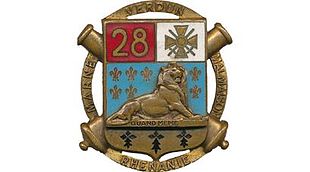 Insigne régimentaire du 28e Régiment d’Artillerie Divisionnaire.jpg
