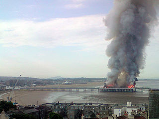 Weston-super-Mare Grand Pier fire 2008 812am.jpg