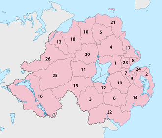 Carte de l'Irlande du Nord divisée en districts, numérotés de 1 à 26