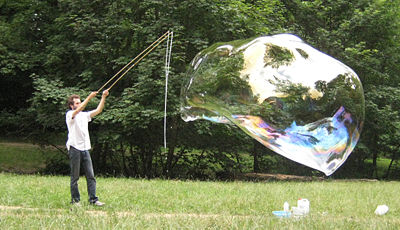 Giant.bubble.jpg