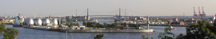 Blick auf den Hamburger Hafen vom Altonaer Balkon (07.2006)