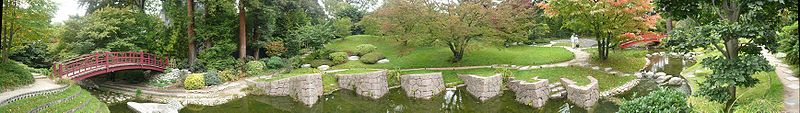 Panorama du jardin japonais moderne