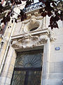 Mascarons et autres ornememts de façade à Charleville-Mézières 12.jpg