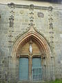 Porte de la Chapelle de Notre-Dame de la Borne.jpg