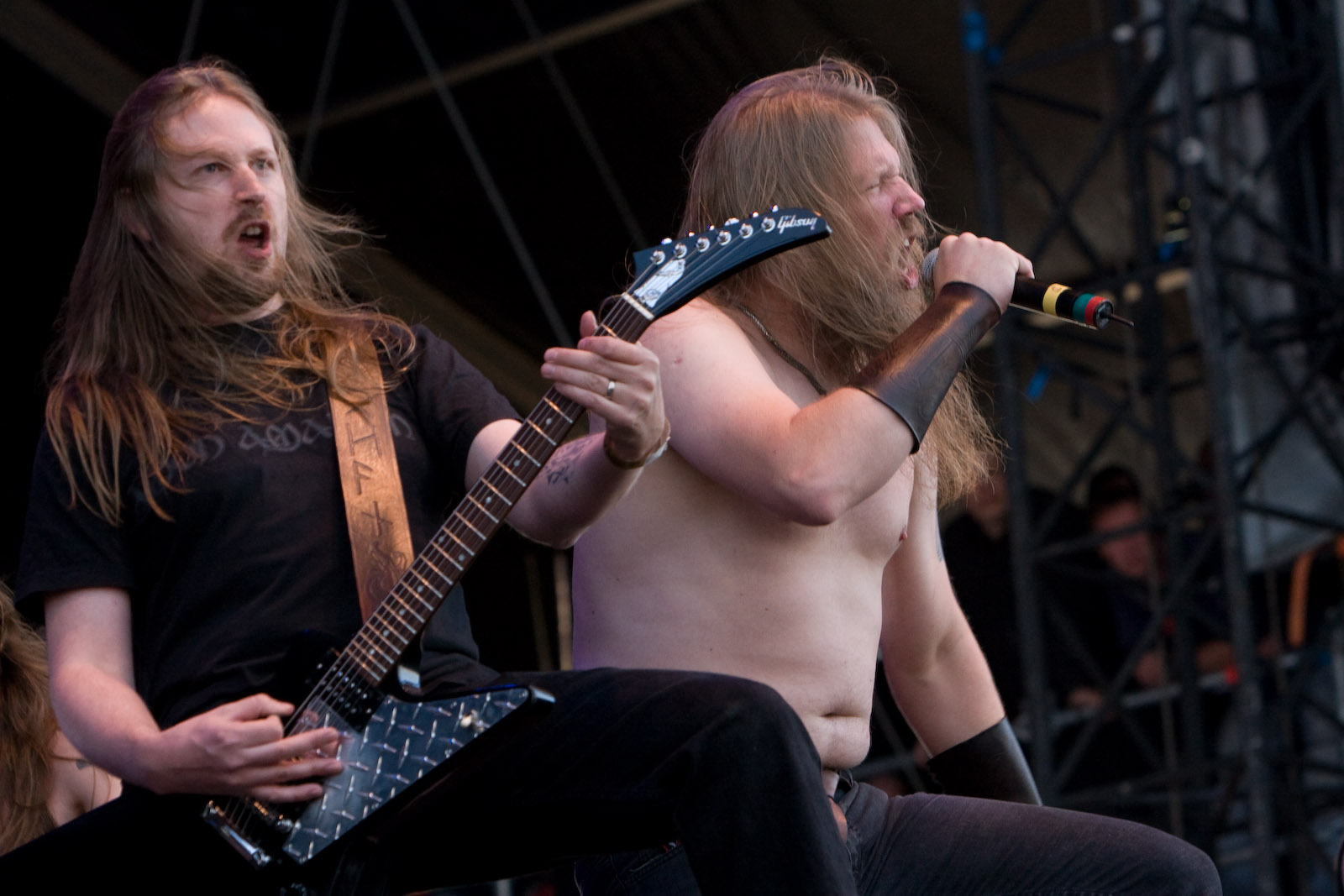 AMON AMARTH: "DECEIVER OF THE GODS" - NO CLEAN SINGING