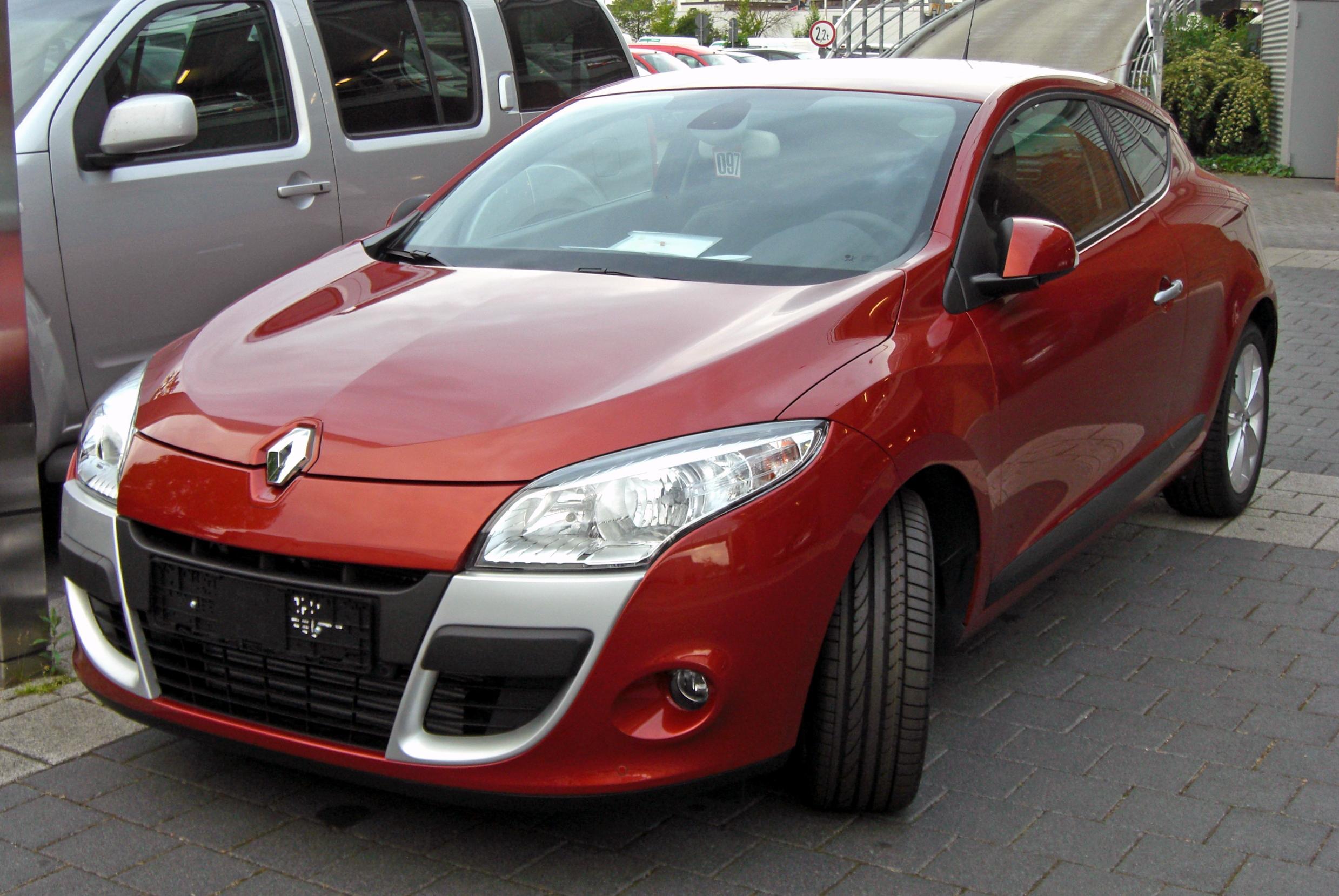 File:Renault Clio III Facelift 20090603 front.JPG - Wikimedia Commons